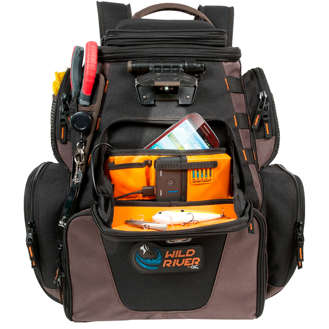 CLC Wild River Nomad XP, rygsæk med lys og E-Charge USB-oplader