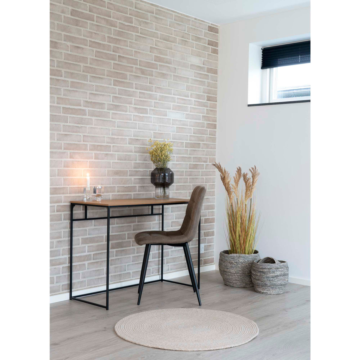 Vita Skrivebord - Skrivebord, egetræslook med sort stel 100x45x75 cm