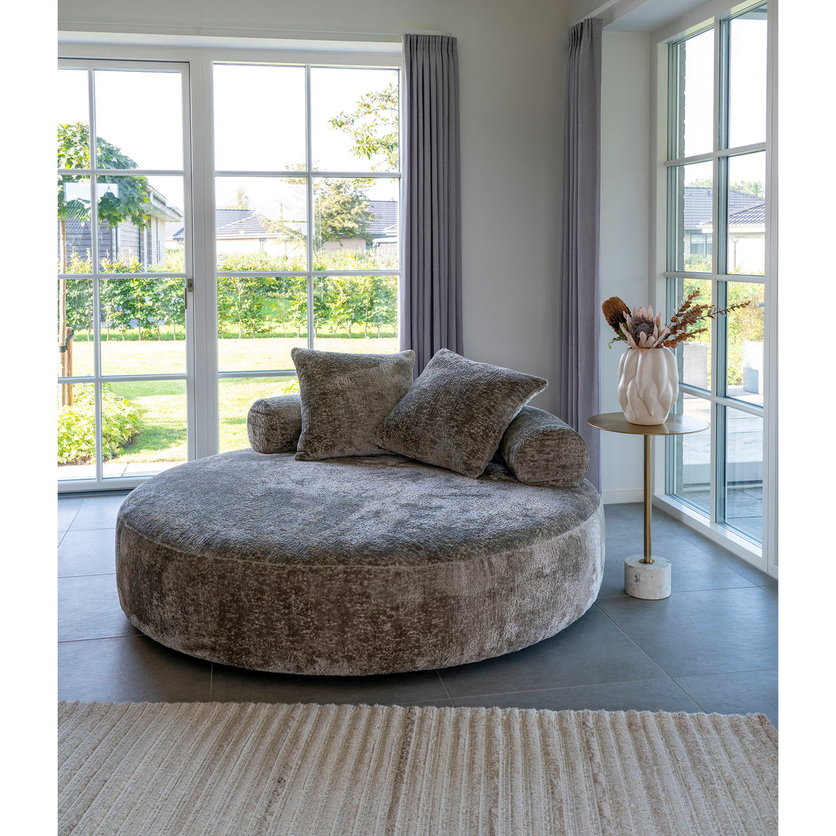 Cairo Daybed - Daybed med 2 puder i chenille, rund, natur, HN1251
